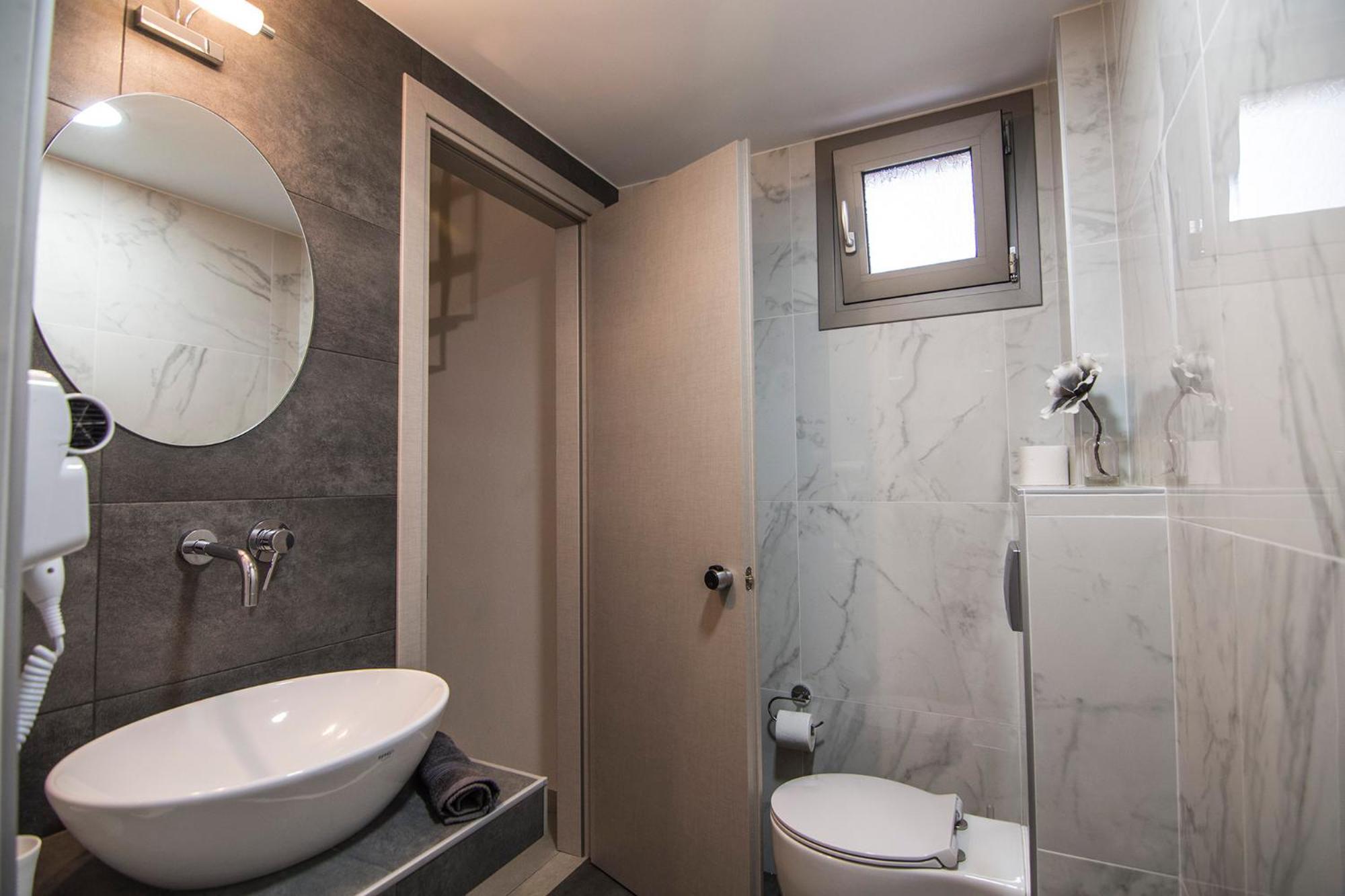 Elia Luxury Apartment *